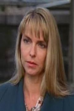 Brigitta Stenberg interpreta Stewardess