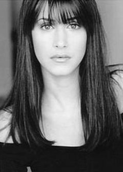 Shaina Tianne Unger interpreta Jessica