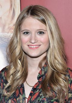Bridget Gabbe interpreta Tayloe Slagle