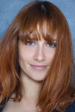 Gwendolyn Gourvenec interpreta Laurence Tall