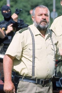 Dietmar Huhn interpreta Horst Herzberger