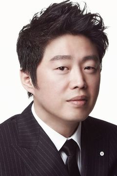 Kim Hee-won interpreta Dr. Yang