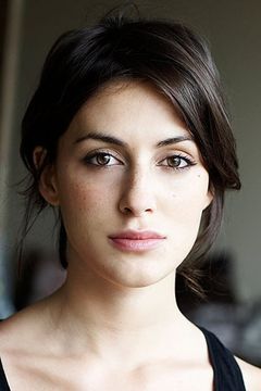 Clémence Thioly interpreta Princess Christiane
