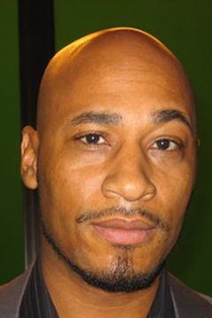 Terence Maynard interpreta Stokes