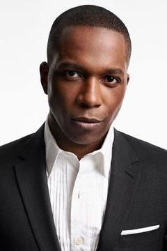 Leslie Odom Jr. interpreta Victor Fielding