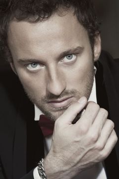 Francesco Facchinetti interpreta vice ispettore Ermanno