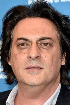 Maurizio Bologna interpreta Mimmo