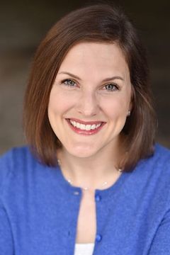 Erin Bradley Dangar interpreta Susan