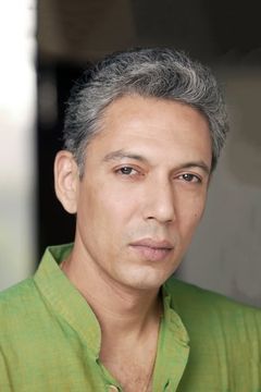 Rahul Vohra interpreta Haresh