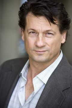J. Scott Shonka interpreta InGen Worker