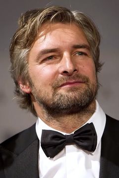 Victor Reinier interpreta Floris Wolfs