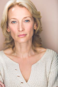 Carrie Paff interpreta Lurleane (voice)