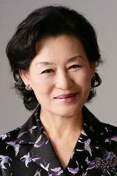Choi Sun-ja interpreta Seo-rae's Mother