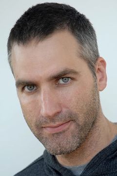 Jeffrey Boehm interpreta Swiss Guard Blue