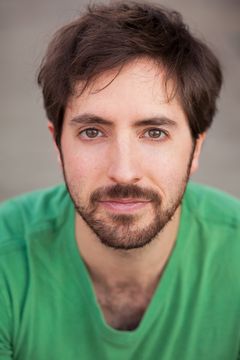 Jeff Ryan Alexander interpreta Drunk Guy