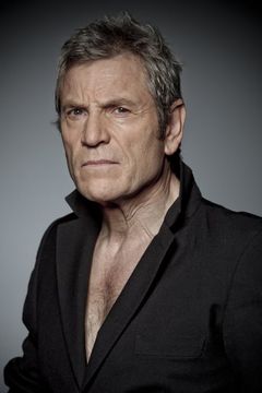 Tchéky Karyo interpreta Bruno