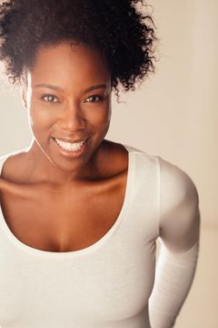 Nya Bowman interpreta Nurse