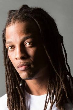 Ruben E.A. Brown interpreta Wally