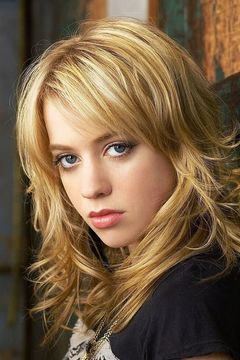 Alexz Johnson interpreta Fred Fan