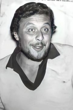 Nello Pazzafini interpreta Gunman