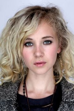 Juno Temple interpreta Dottie Smith