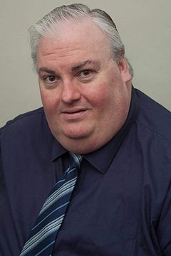 Simon Fisher-Becker interpreta Fat Friar