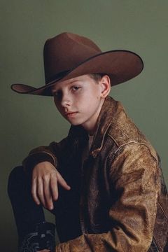 Mason Ramsey interpreta Oliver (voice)