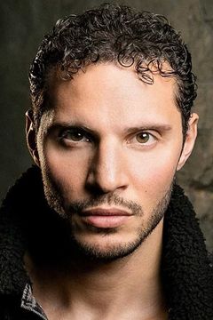 Christopher Evangelou interpreta Primetime