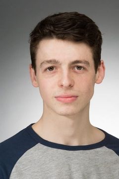 Anthony Boyle interpreta Geoffrey Bache Smith