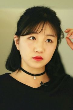 Liyang Chen interpreta (voice)