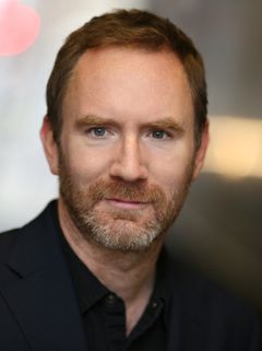 Simon Wilson interpreta Madge's Son-in-Law