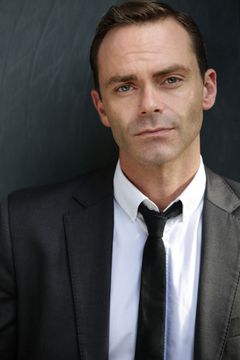 Daniel Brocklebank interpreta Sam Gosse
