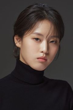 Lee Yeon interpreta Haneda Airport passenger
