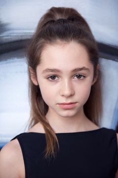 Gigi Johnson interpreta Young Martha