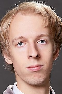 Yan Reshetnikov interpreta footman