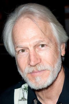 Michael Beck interpreta Swan