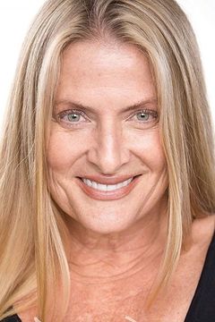 Jackie Moen interpreta Girl at City Grille
