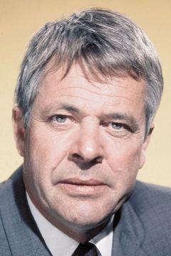 William Windom interpreta Mr. Bryant
