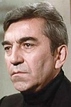 Georges Géret interpreta Sergeant Spike