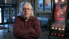 Jonathan Rosenbaum interpreta Self - Film Critic