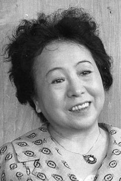 Teruko Nagaoka interpreta Yone Hattori