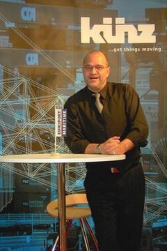 Michael Schlingmann interpreta Underlingk (voice)