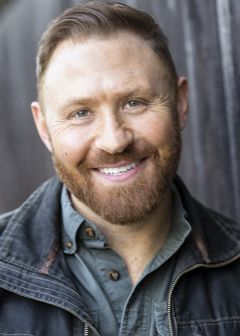 Turi Haim interpreta Dancer