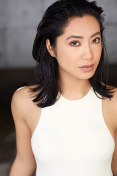 Ashley Marian Ramos interpreta Stephanie