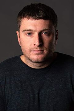 Josh Madryga interpreta Scuzzah