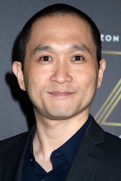 Jun Naito interpreta Younger Insurance Investigator