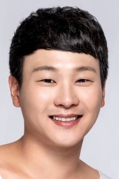Ji Woong-bae interpreta Tourist / Airplane passenger