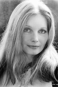 Catherine Schell interpreta Maya