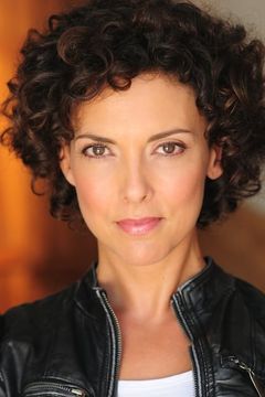 Kathryn Winslow interpreta Marsha Kapinski