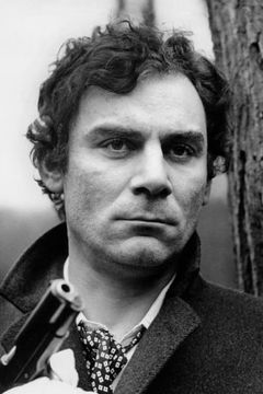 Gian Maria Volonté interpreta Aldo Cervi